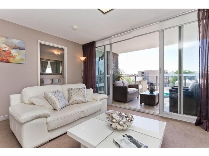 310/403 Newcastle Street, Northbridge WA 6003