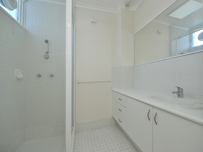 22 Hobbs Avenue, Dalkeith WA 6009