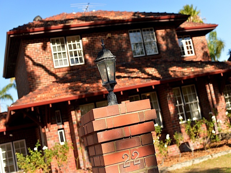 22 Hobbs Avenue, Dalkeith WA 6009