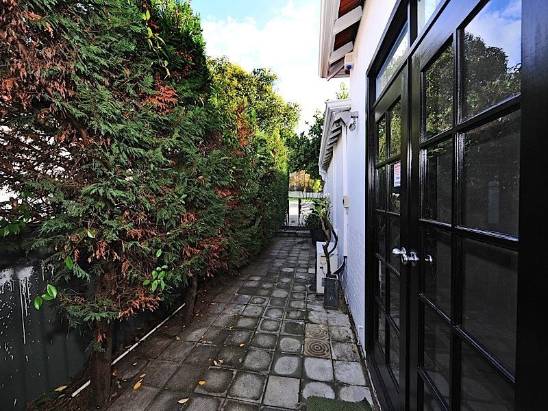 106 Williams Road, Nedlands WA 6009