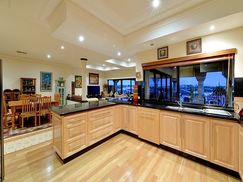 4 Faulkner Circle, Mosman Park WA 6012