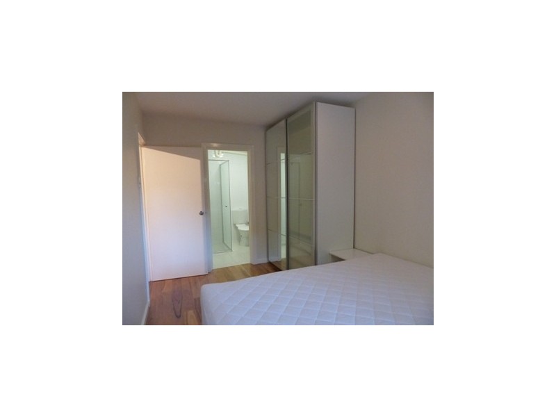 8/4 Dover Court, Mosman Park WA 6012