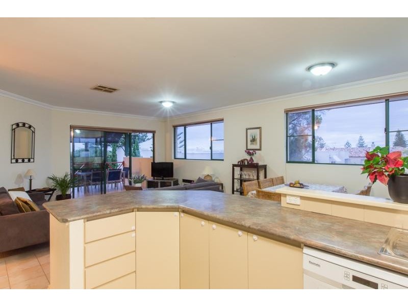 12a Hamersley Street, Cottesloe WA 6011