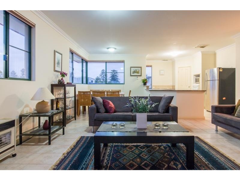 12a Hamersley Street, Cottesloe WA 6011