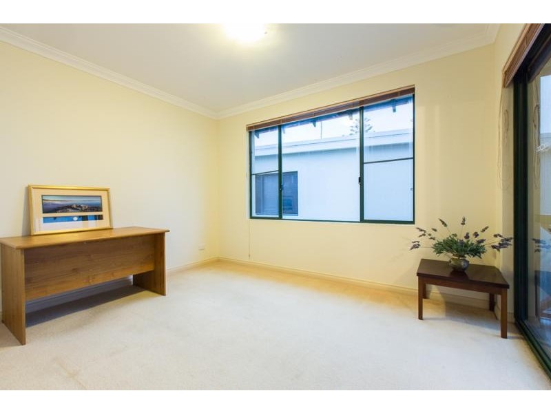 12a Hamersley Street, Cottesloe WA 6011