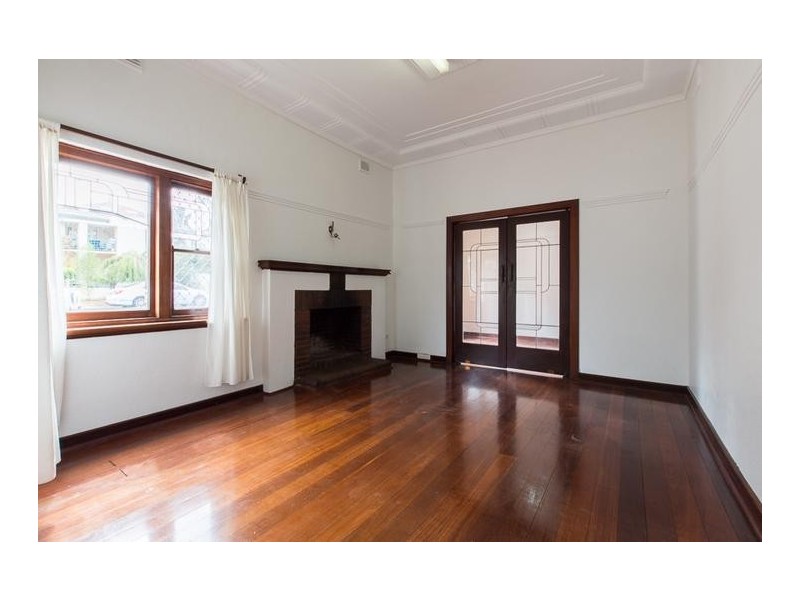 2 Megalong Street, Nedlands WA 6009