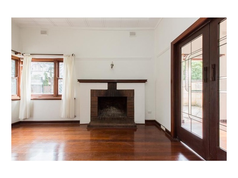 2 Megalong Street, Nedlands WA 6009