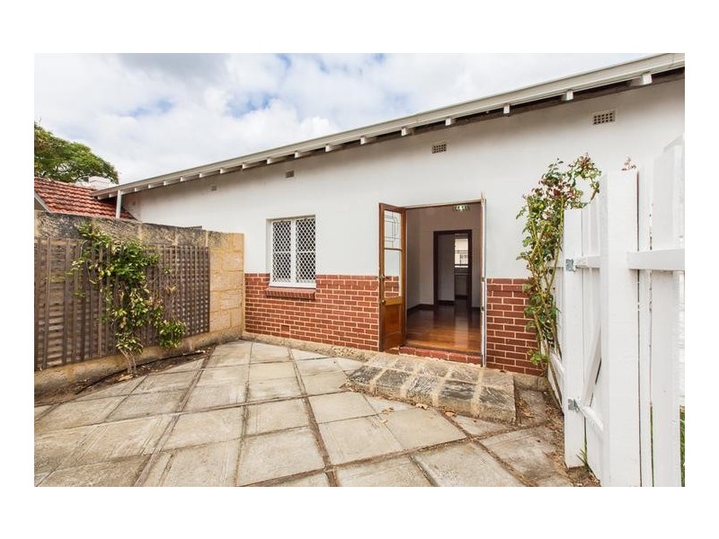 2 Megalong Street, Nedlands WA 6009