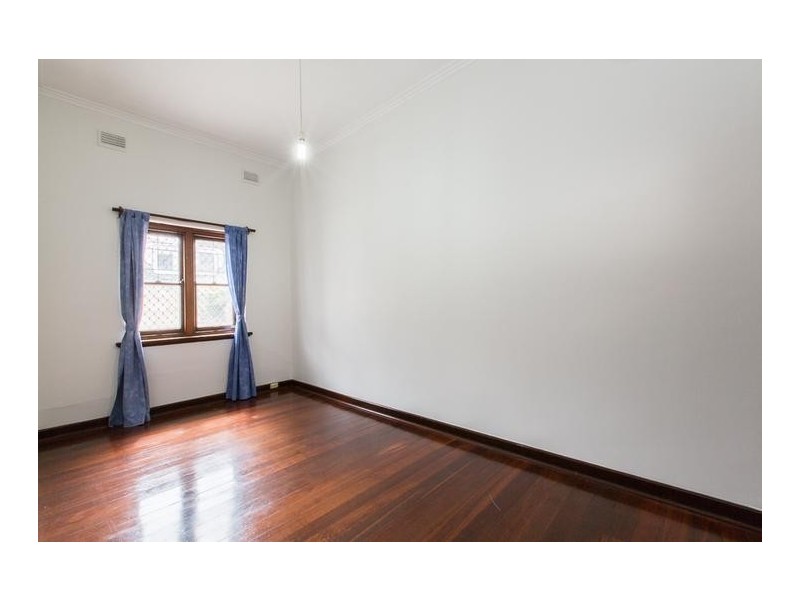 2 Megalong Street, Nedlands WA 6009