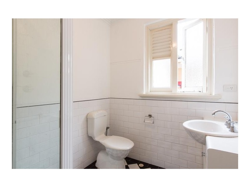 2 Megalong Street, Nedlands WA 6009