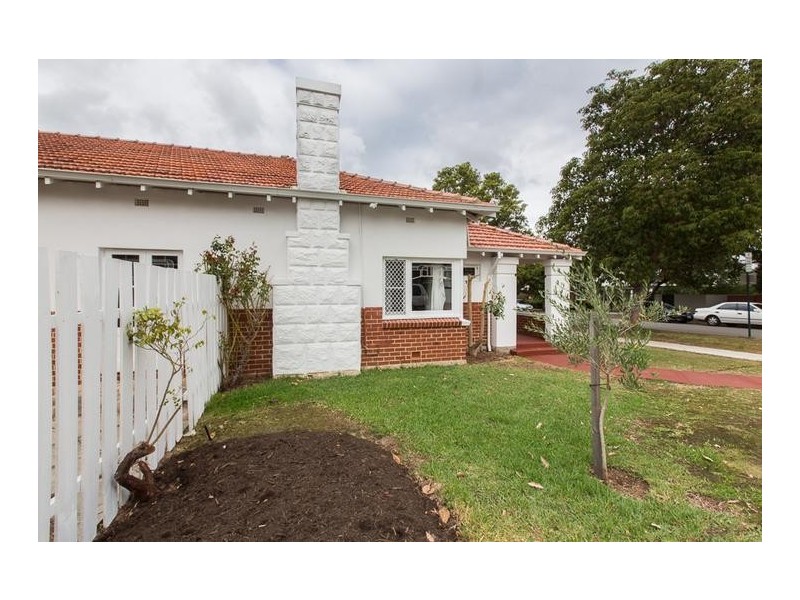 2 Megalong Street, Nedlands WA 6009