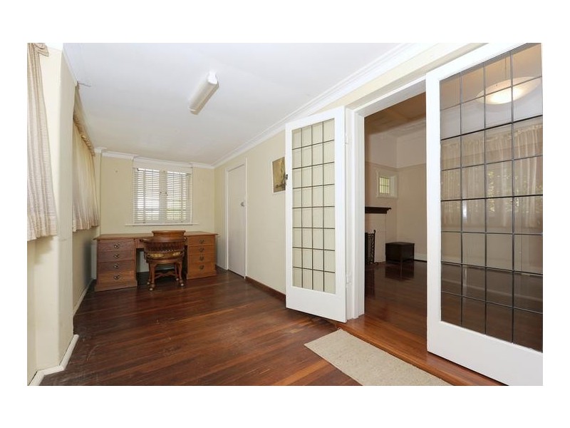 37 Loftus Street, Nedlands WA 6009