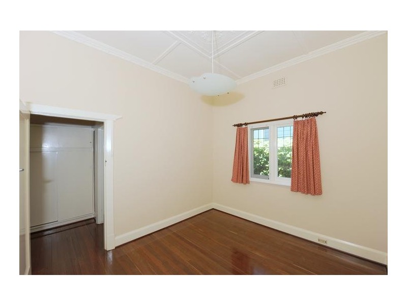 37 Loftus Street, Nedlands WA 6009