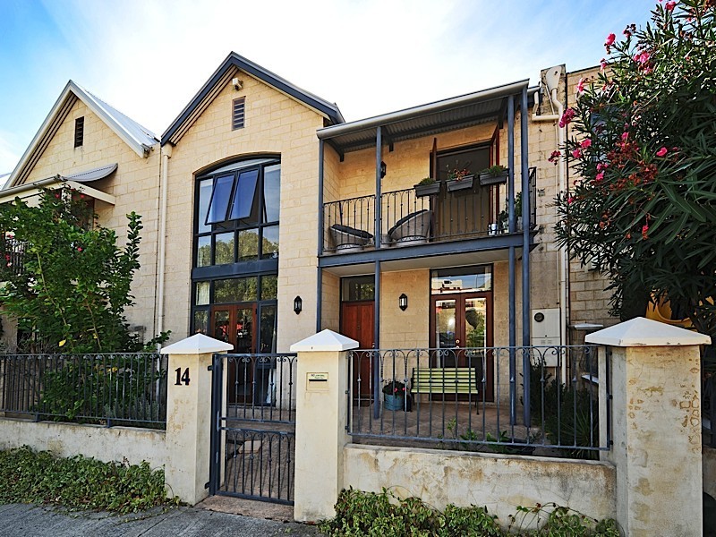 14 Feeney Street, North Fremantle WA 6159