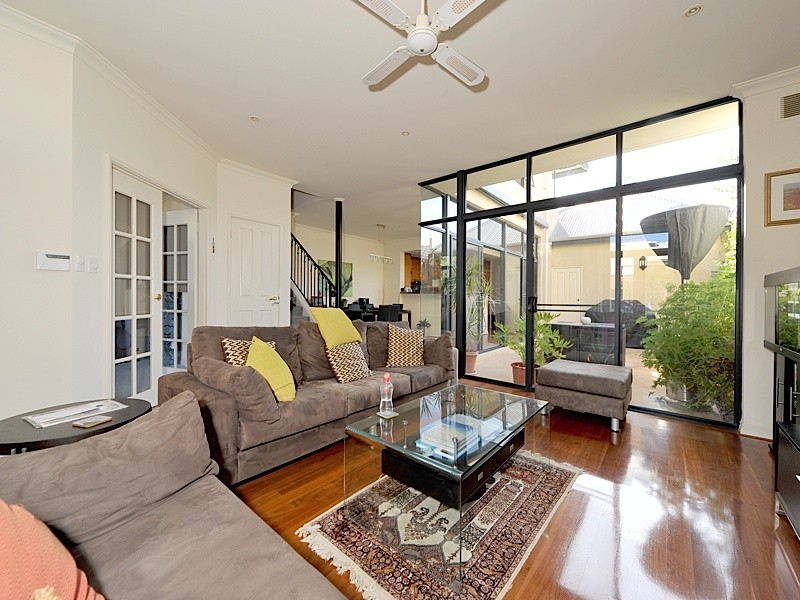 14 Feeney Street, North Fremantle WA 6159