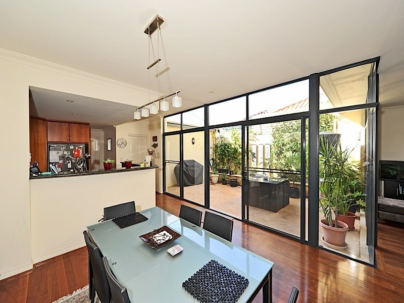 14 Feeney Street, North Fremantle WA 6159