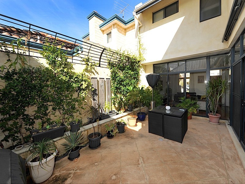 14 Feeney Street, North Fremantle WA 6159