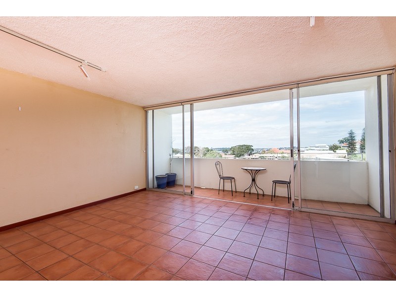 72/375 Stirling Highway, Claremont WA 6010