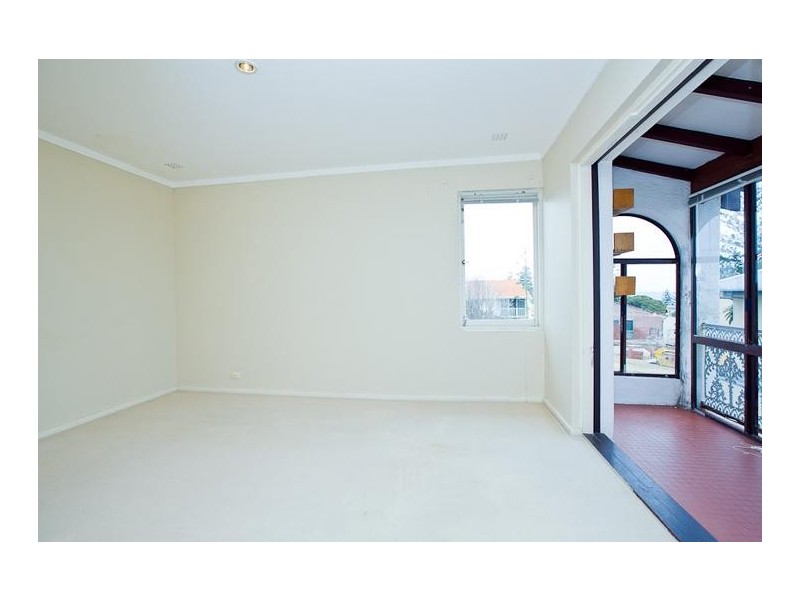 4/8 Avonmore Terrace, Cottesloe WA 6011