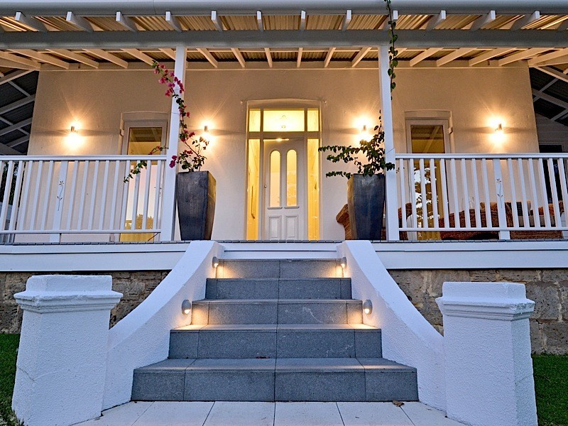 174 Broome Street, Cottesloe WA 6011