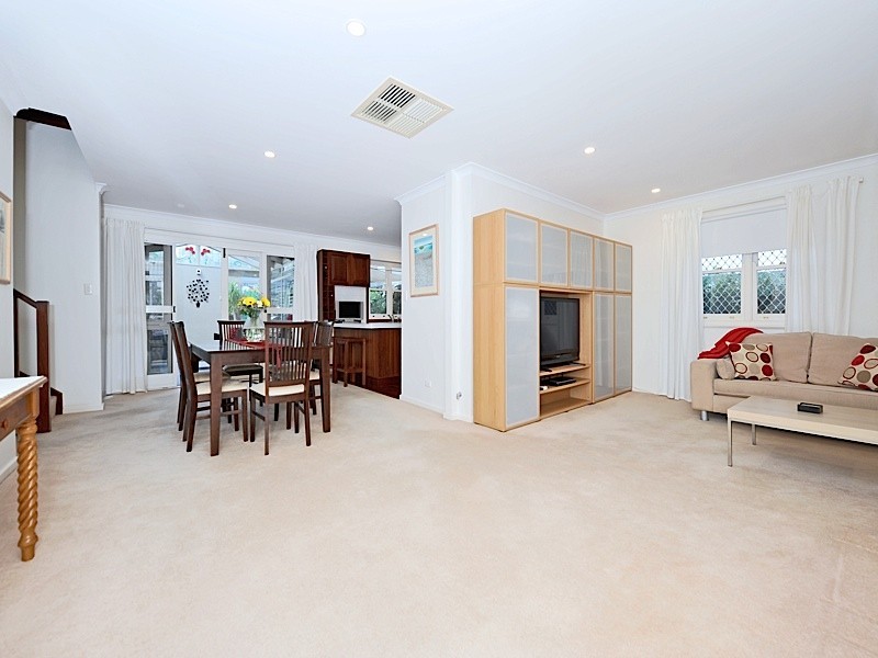 9 Staples Street, North Fremantle WA 6159