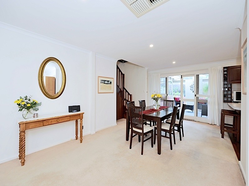 9 Staples Street, North Fremantle WA 6159