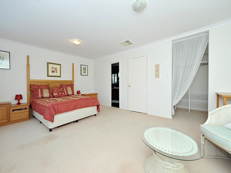 9 Staples Street, North Fremantle WA 6159