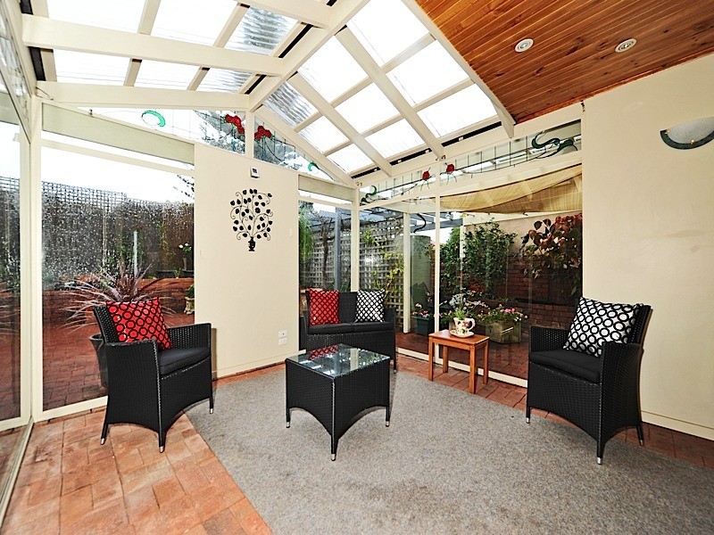 9 Staples Street, North Fremantle WA 6159