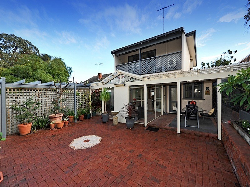 9 Staples Street, North Fremantle WA 6159