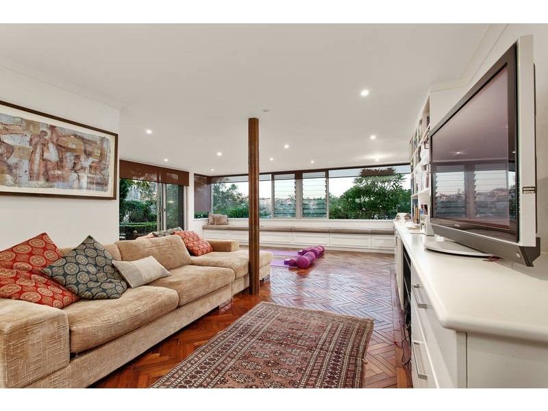 5 Riverside Drive, Mosman Park WA 6012
