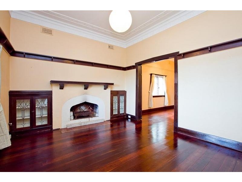 40 Tenth Avenue, Inglewood WA 6052