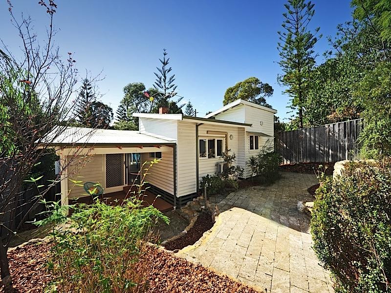 20 Iolanthe Street, Swanbourne WA 6010