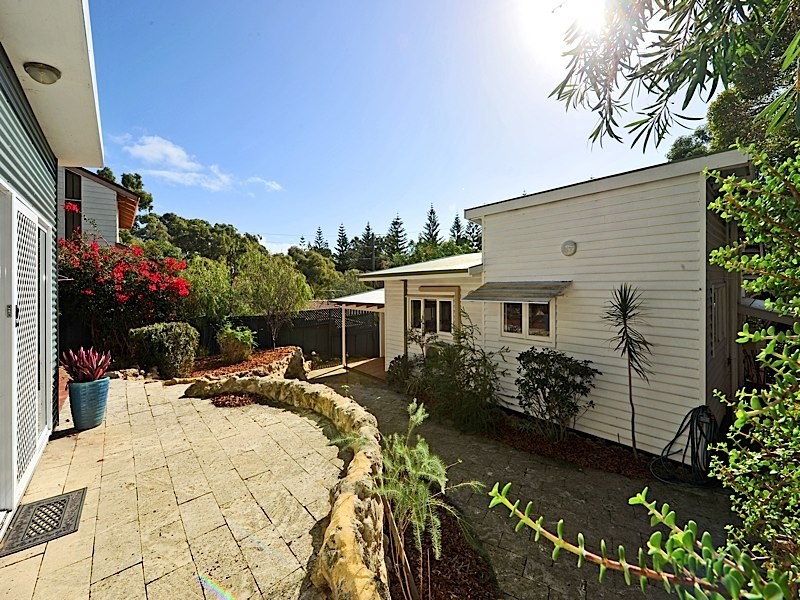20 Iolanthe Street, Swanbourne WA 6010