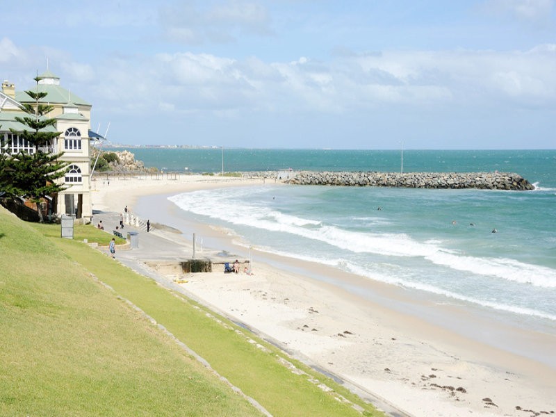 13/20 Overton Gardens, Cottesloe WA 6011