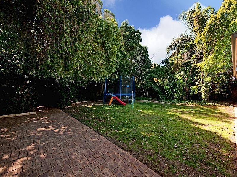 15 Minora Road, Dalkeith WA 6009