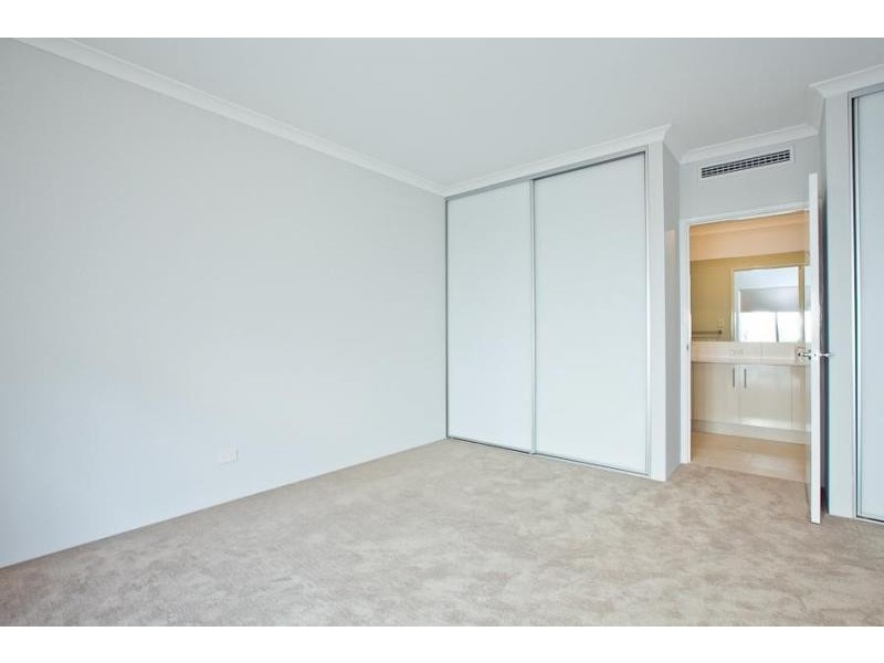 7/57 Needlewood street, Churchlands WA 6018