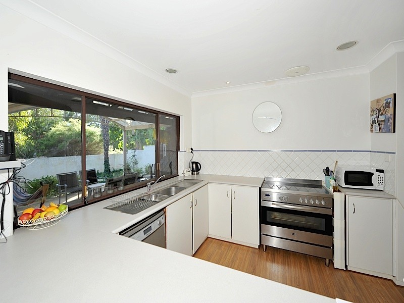 71 Circe Circle, Dalkeith WA 6009