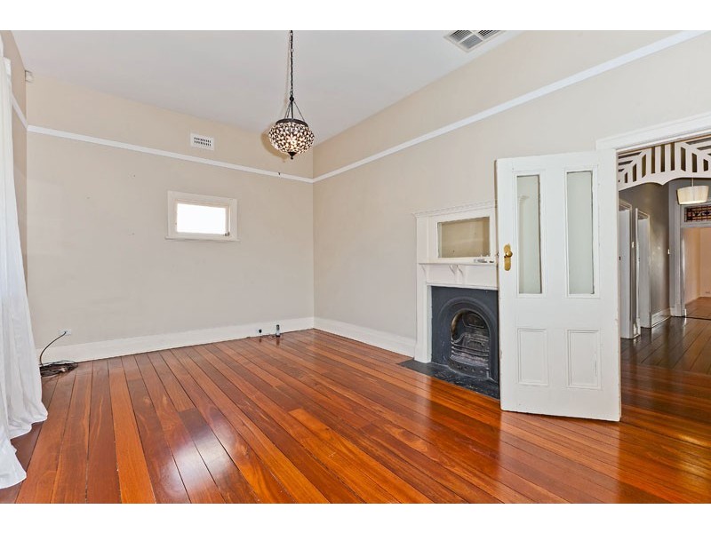 153 Curtin Avenue, Cottesloe WA 6011
