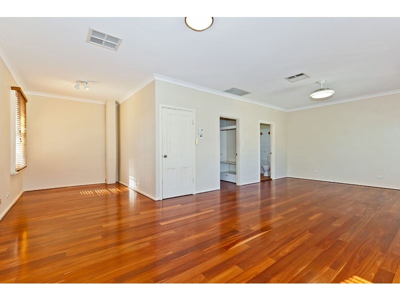153 Curtin Avenue, Cottesloe WA 6011