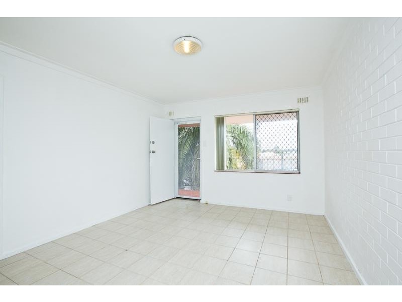 12/57 Tenth Avenue, Inglewood WA 6052