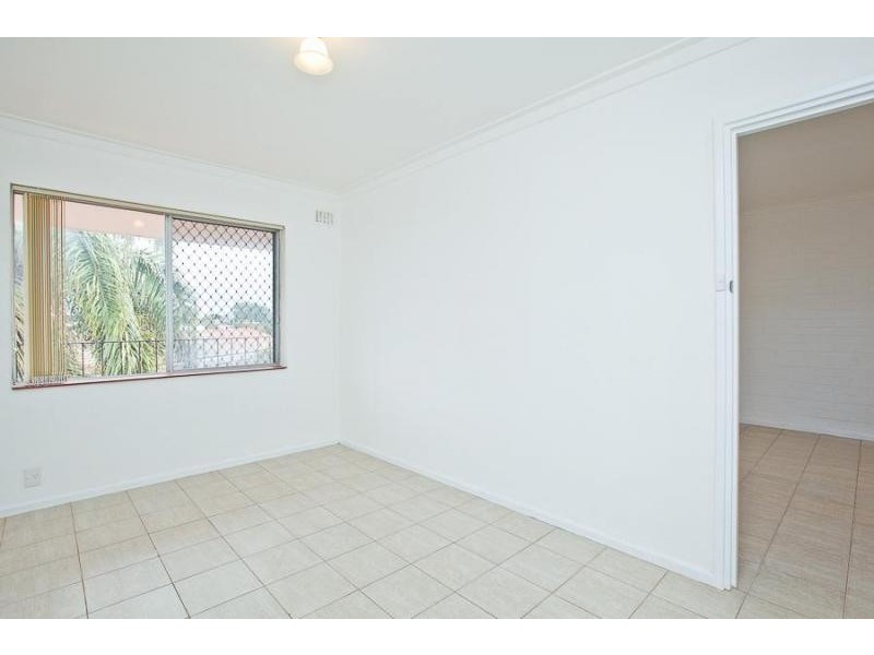 12/57 Tenth Avenue, Inglewood WA 6052