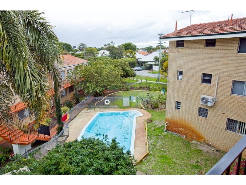 12/57 Tenth Avenue, Inglewood WA 6052