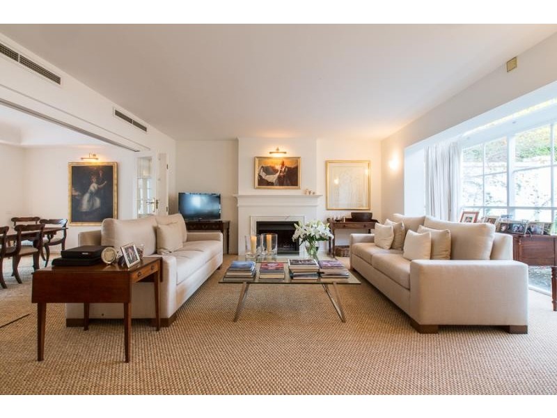 5 McNeil Street, Peppermint Grove WA 6011