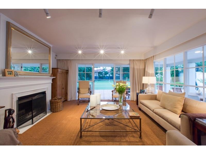 5 McNeil Street, Peppermint Grove WA 6011