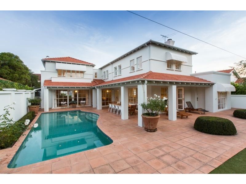 5 McNeil Street, Peppermint Grove WA 6011