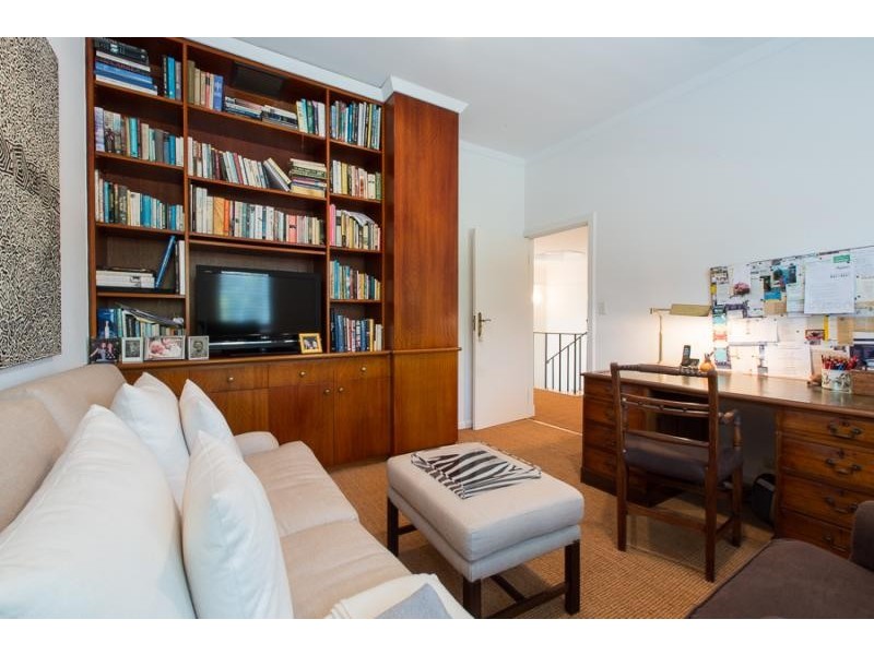 5 McNeil Street, Peppermint Grove WA 6011