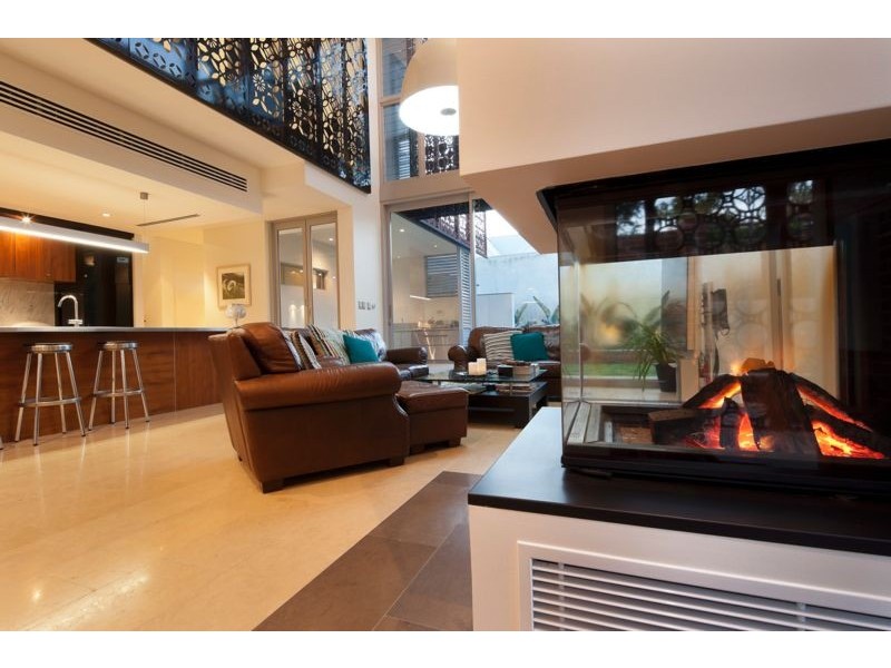 1 Loton Road, Claremont WA 6010