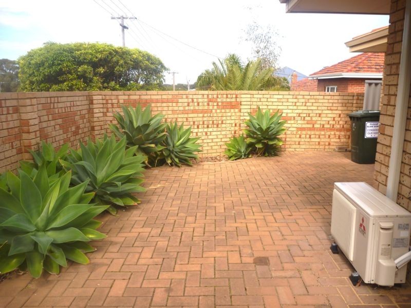 1/125 Grand Promenade, Doubleview WA 6018