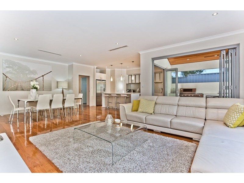 22 Kenny Street, Mosman Park WA 6012