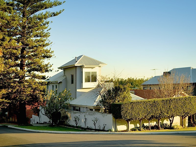 2 Reeve Street, Swanbourne WA 6010